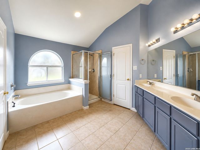 224 CORSICA DR, Cibolo, TX 78108