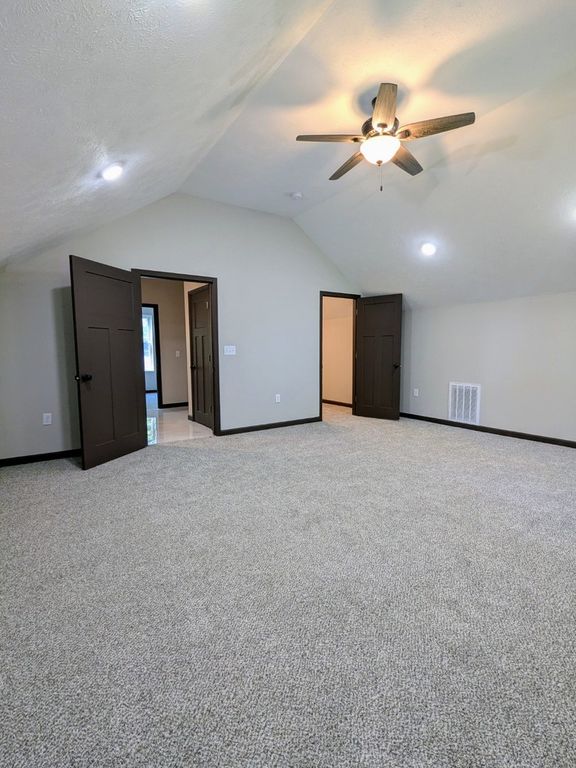 Image 16 of property listing at 521 Dewolf Street, Odin, IL 62870