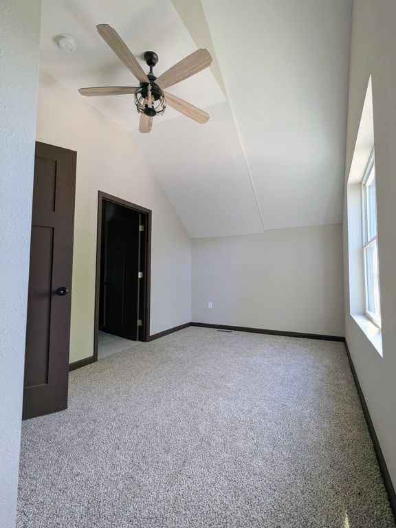 Image 18 of property listing at 521 Dewolf Street, Odin, IL 62870