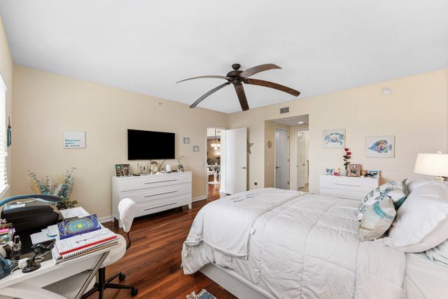 2650 Lake Shore Drive 301, Riviera Beach, FL 33404