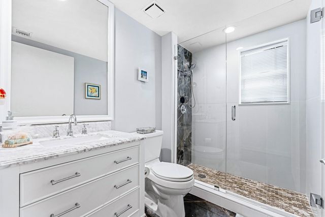 2650 Lake Shore Drive 301, Riviera Beach, FL 33404