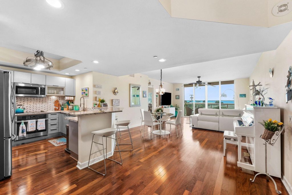 2650 Lake Shore Drive 301, Riviera Beach, FL 33404