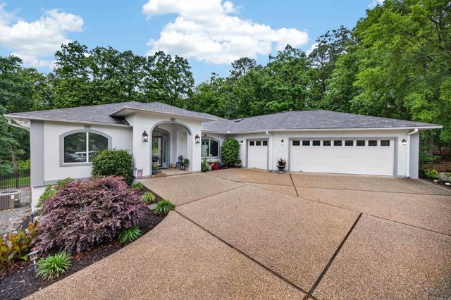 65 Loyola Drive, Hot Springs Village, AR 71909