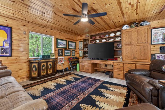 65 Loyola Drive, Hot Springs Village, AR 71909