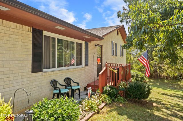 589 Broyles Rd, Spring City, TN 37381