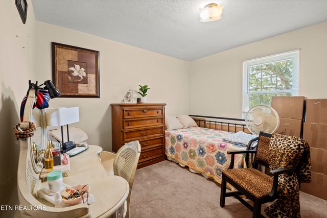 589 Broyles Rd, Spring City, TN 37381