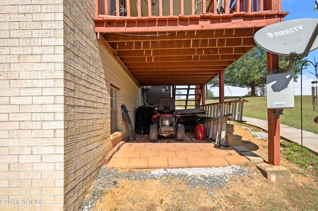 589 Broyles Rd, Spring City, TN 37381