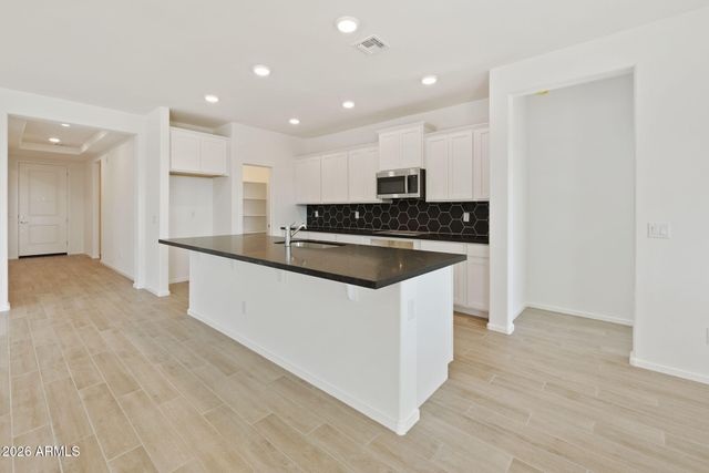 5020 W STRAY HORSE Lane, Laveen, AZ 85339