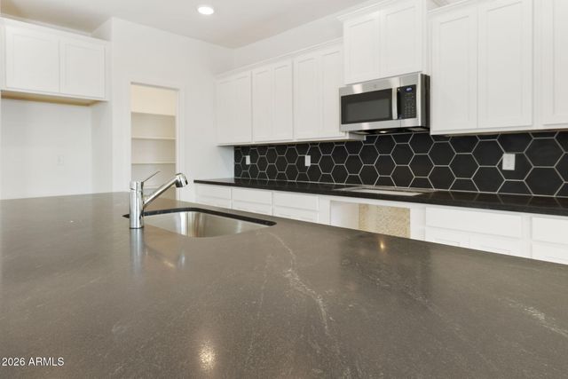 5020 W STRAY HORSE Lane, Laveen, AZ 85339