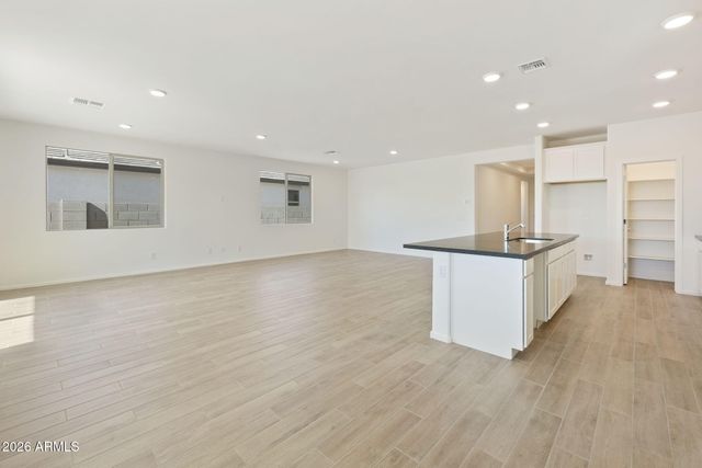 5020 W STRAY HORSE Lane, Laveen, AZ 85339