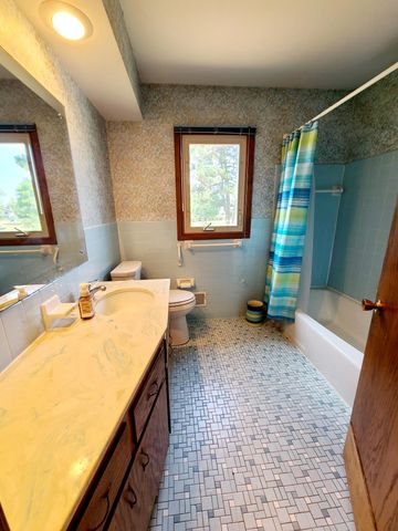 8273 Scott Avenue N, Brooklyn Park, MN 55443