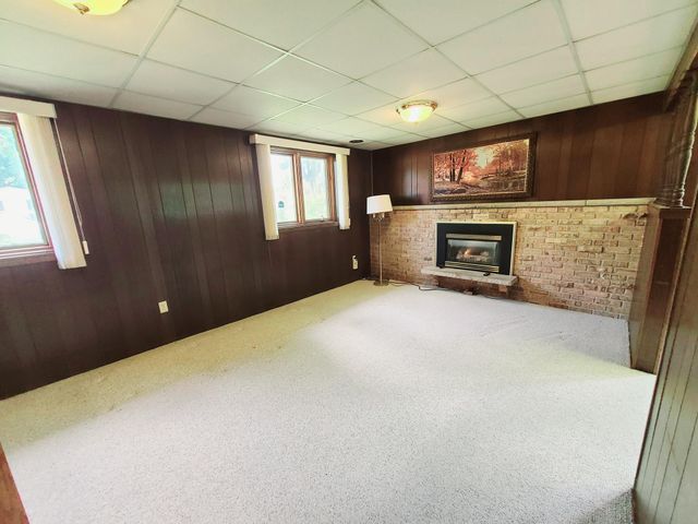 8273 Scott Avenue N, Brooklyn Park, MN 55443