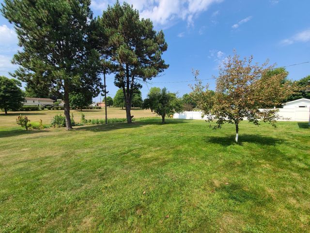 8273 Scott Avenue N, Brooklyn Park, MN 55443