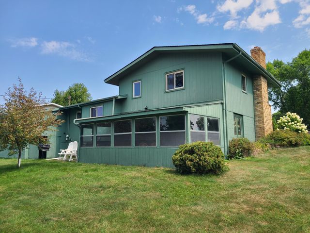 8273 Scott Avenue N, Brooklyn Park, MN 55443