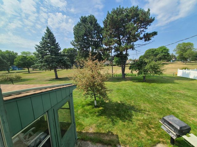 8273 Scott Avenue N, Brooklyn Park, MN 55443
