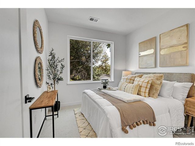 771 E County Line Rd, Erie, CO 80516