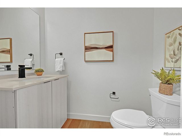 771 E County Line Rd, Erie, CO 80516