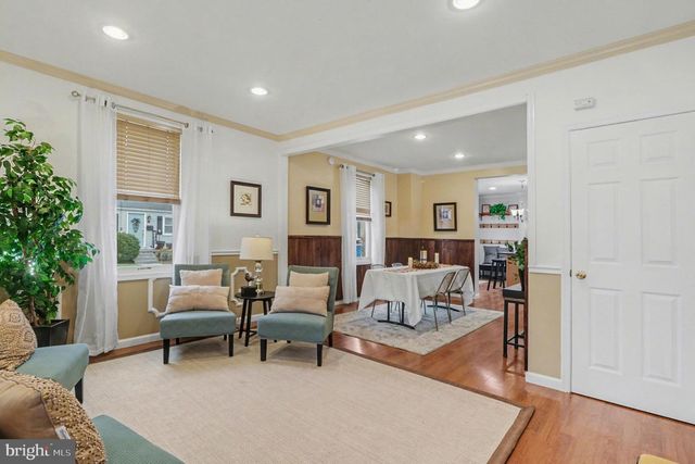 301 W 2ND ST, Hummelstown, PA 17036