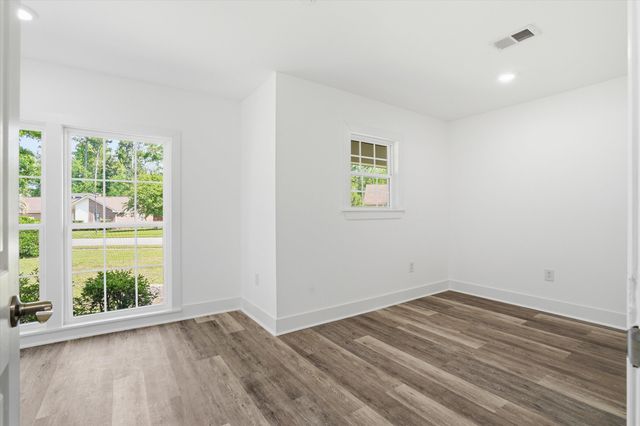 101 Hanover Court, Summerville, SC 29485
