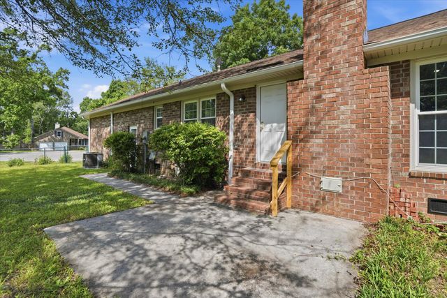 101 Hanover Court, Summerville, SC 29485