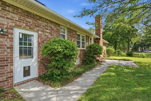 101 Hanover Court, Summerville, SC 29485