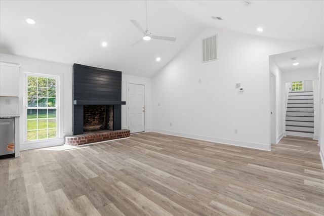 101 Hanover Court, Summerville, SC 29485