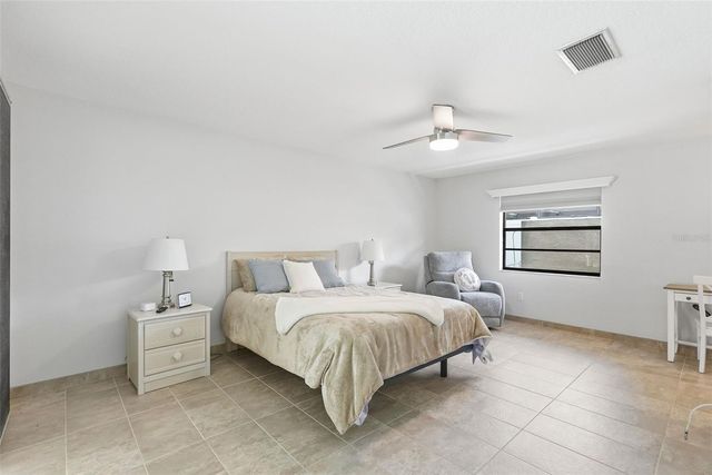 707 KNOLLWOOD DRIVE, Largo, FL 33770