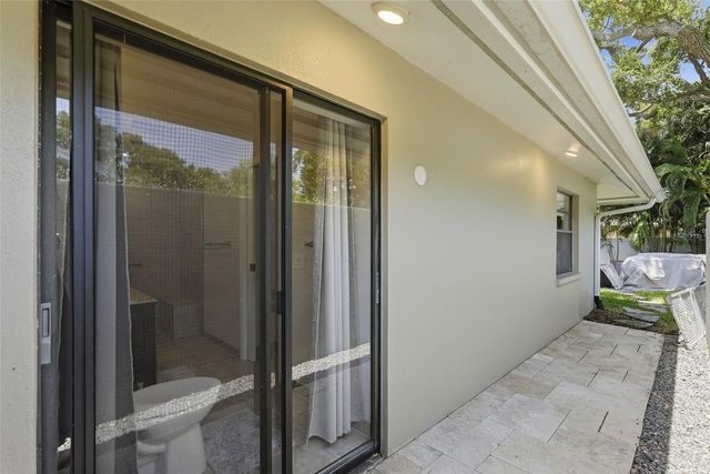 707 KNOLLWOOD DRIVE, Largo, FL 33770