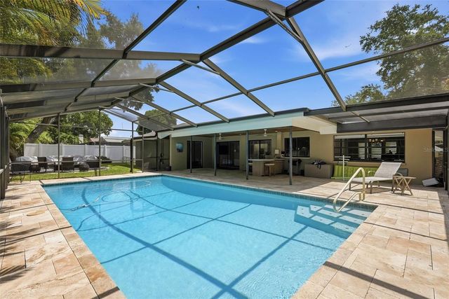 707 KNOLLWOOD DRIVE, Largo, FL 33770