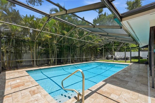 707 KNOLLWOOD DRIVE, Largo, FL 33770