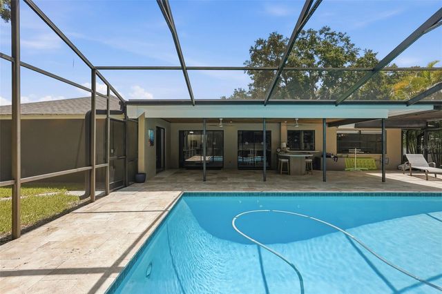 707 KNOLLWOOD DRIVE, Largo, FL 33770