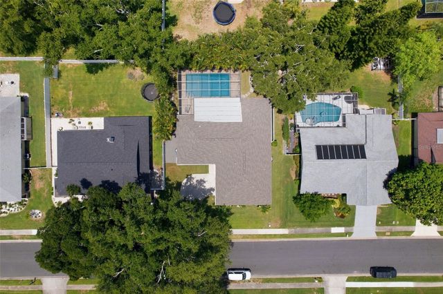 707 KNOLLWOOD DRIVE, Largo, FL 33770