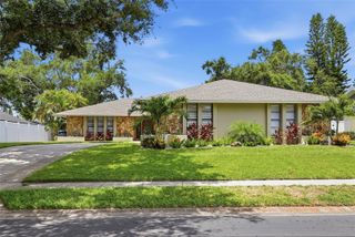 707 KNOLLWOOD DRIVE, Largo, FL 33770