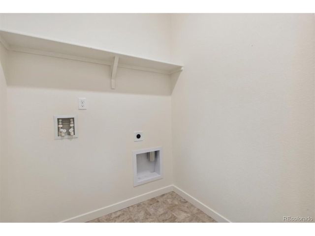 43109 Ganton Club St, Elizabeth, CO 80107