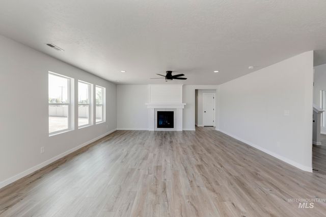 9316 W Blazing Star St, Nampa, ID 83687