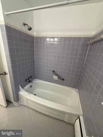 27 WALLINGFORD AVE, Wallingford, PA 19086