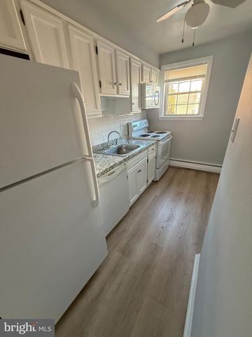 27 WALLINGFORD AVE, Wallingford, PA 19086