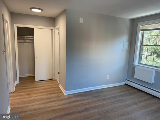 27 WALLINGFORD AVE, Wallingford, PA 19086