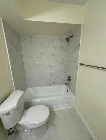 2796 S University Drive 2101, Davie, FL 33328