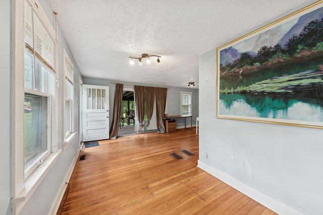 38554 N Lincoln Avenue, Spring Grove, IL 60081