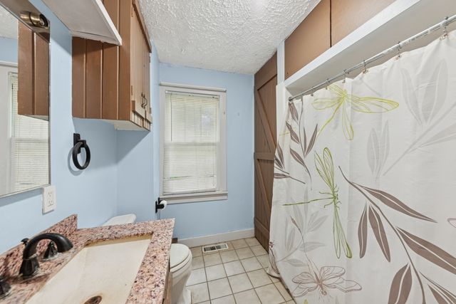 38554 N Lincoln Avenue, Spring Grove, IL 60081