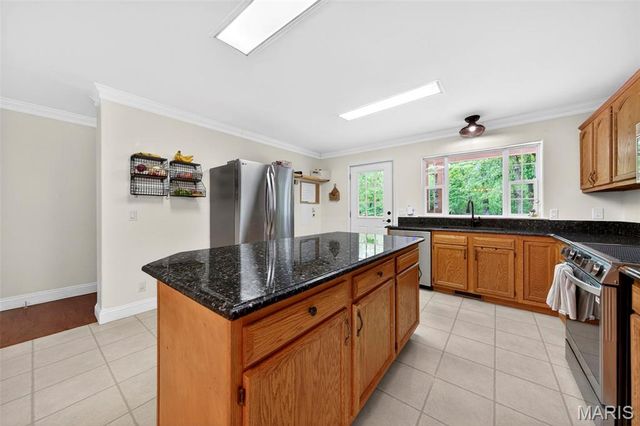 9314 Flicker Lane, Hillsboro, MO 63050