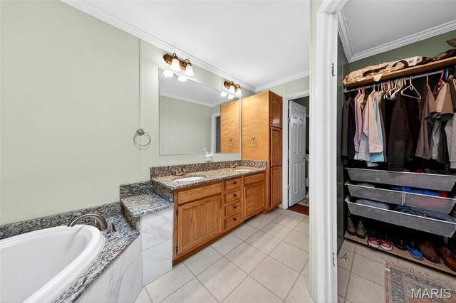 9314 Flicker Lane, Hillsboro, MO 63050