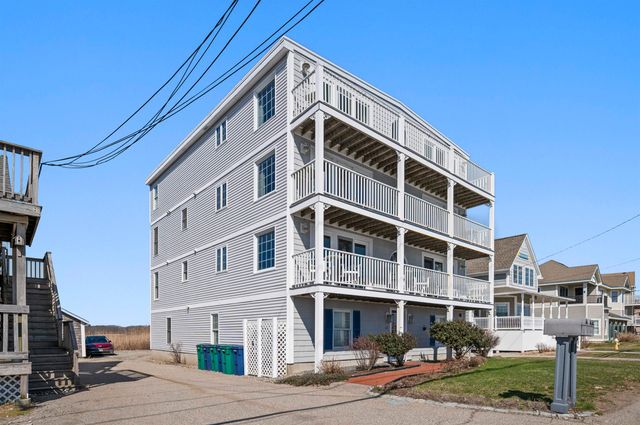 605 Ocean Blvd Apt 1, Hampton, NH 03842