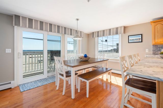 605 Ocean Blvd Apt 1, Hampton, NH 03842
