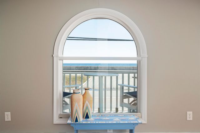 605 Ocean Blvd Apt 1, Hampton, NH 03842