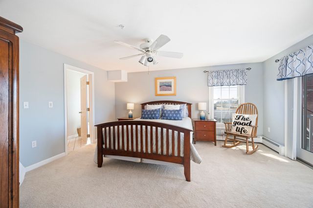 605 Ocean Blvd Apt 1, Hampton, NH 03842