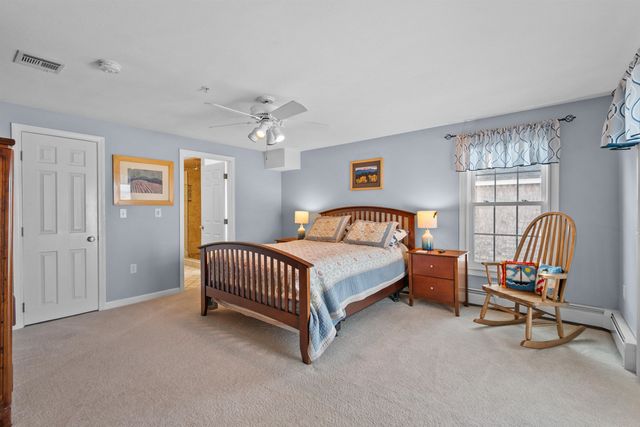 605 Ocean Blvd Apt 1, Hampton, NH 03842