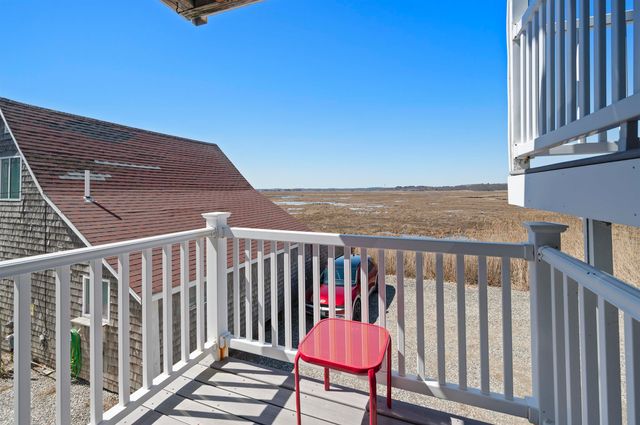 605 Ocean Blvd Apt 1, Hampton, NH 03842