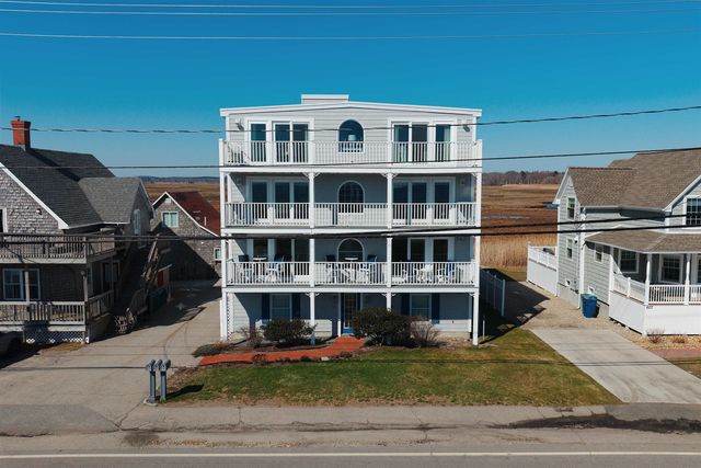 605 Ocean Blvd Apt 1, Hampton, NH 03842
